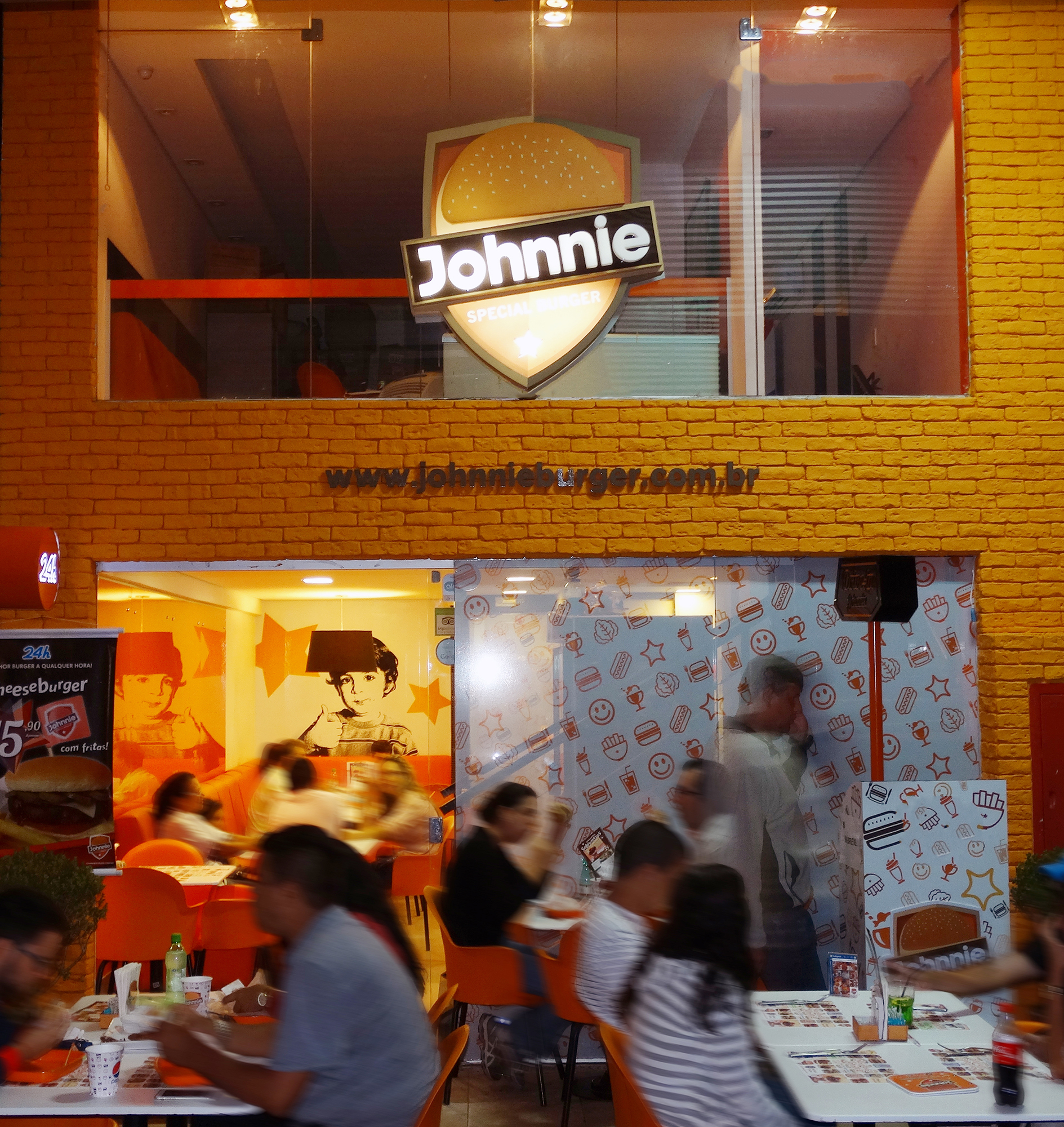 Johnnie Burguer - Av. Araucárias